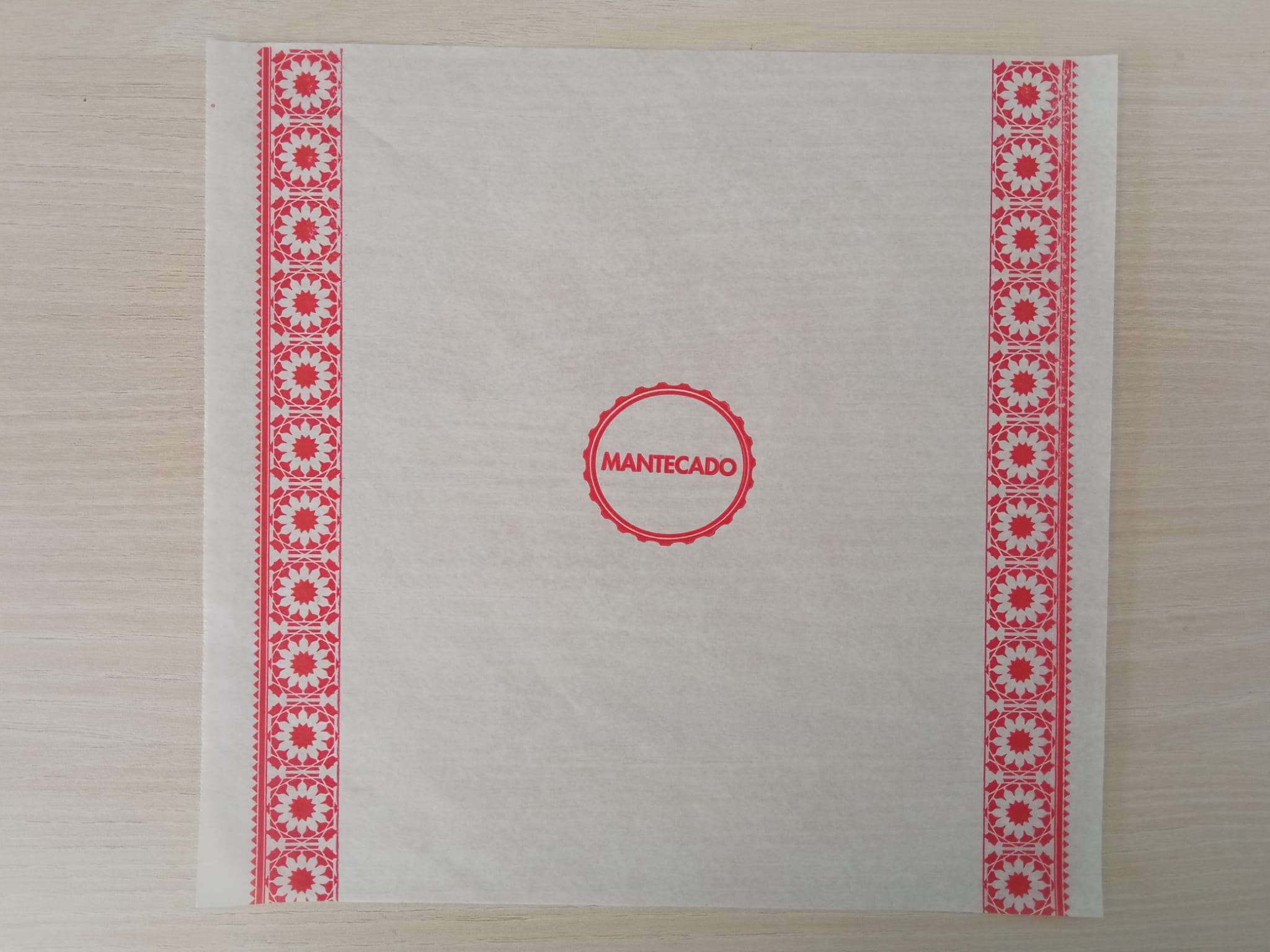 MANTECADO_ Resma Mantecado con 12 Paquetes de 1.000 Hojas de Papel Celulosa Satinado 1/C Sulfito 18Gr - Imagen 1