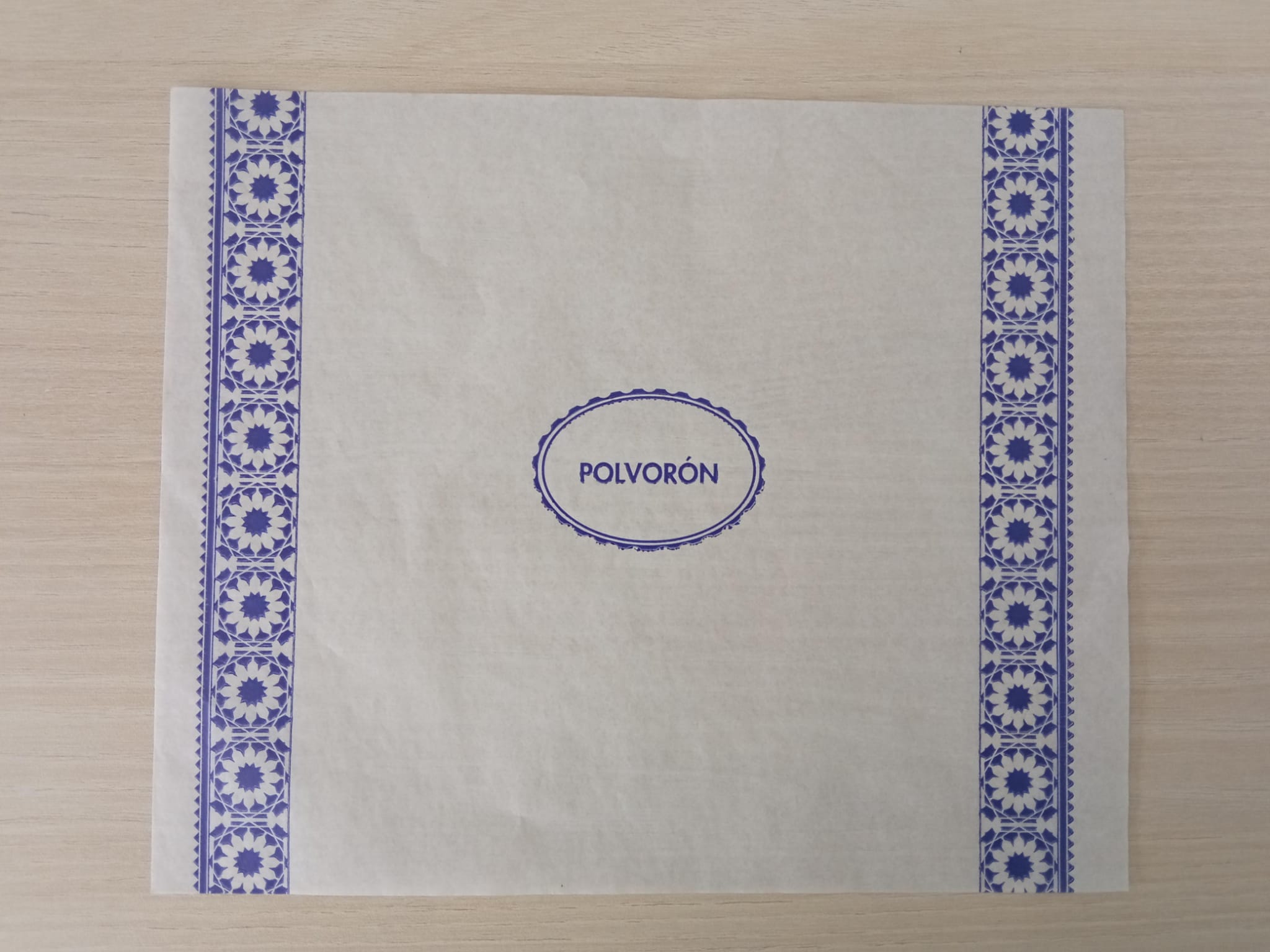 POLVORON_ Resma Polvorón con 12 Paquetes de 1.000 Hojas de Papel Celulosa Satinado 1/C Sulfito 18GR - Imagen 1